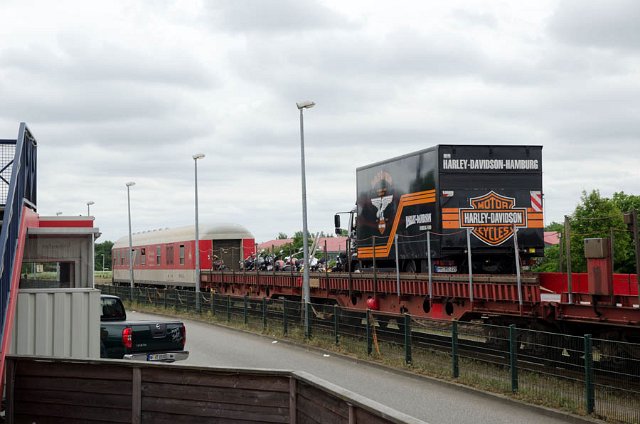 001_Autozug.jpg - Copyright Ebbo Borm 2011