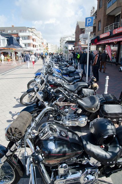007_Main_Street.jpg - Copyright Ebbo Borm 2011