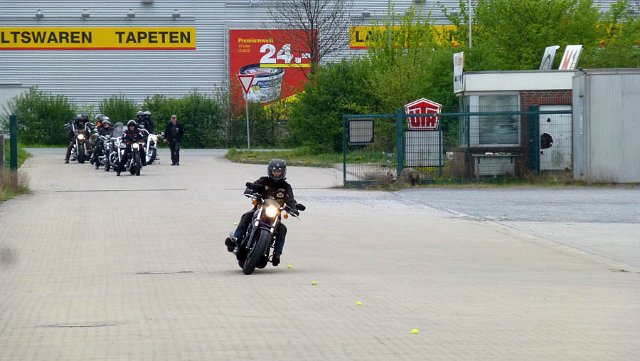 2012-04-29_P1000182_HOG_W-C_Sicherheitstraining.jpg