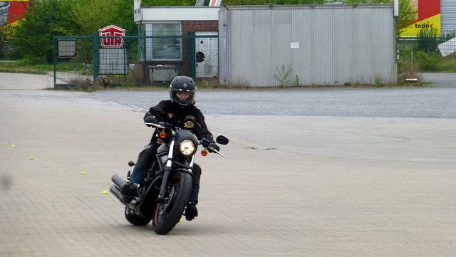 2012-04-29_P1000185_HOG_W-C_Sicherheitstraining.jpg