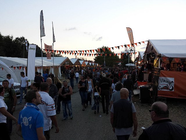 20130907_192850.jpg - METADATA-START