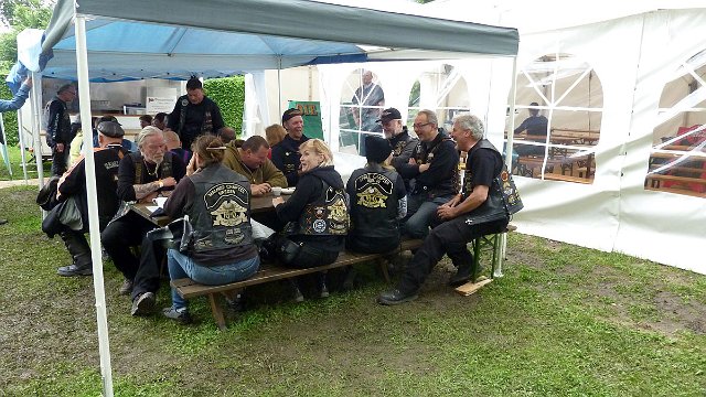 P1050111.jpg