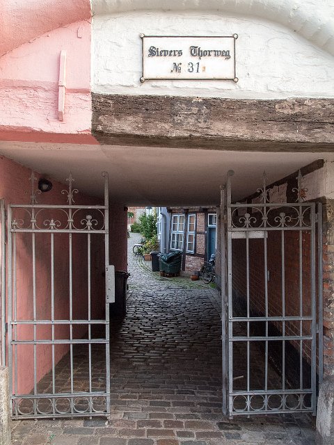 DSCN2045.jpg