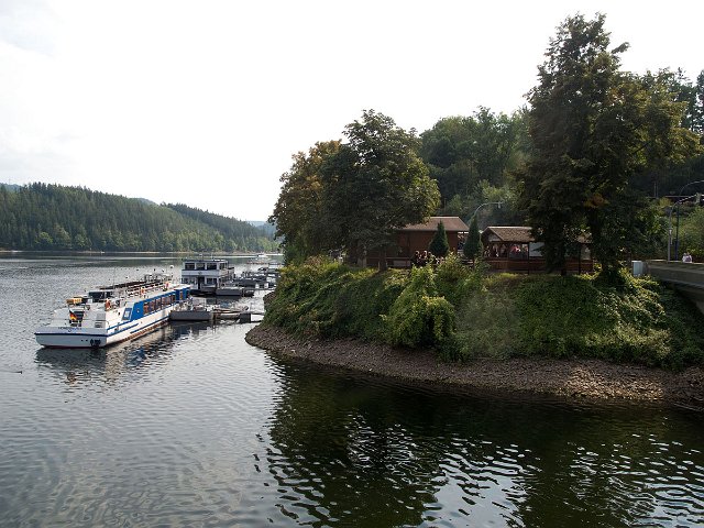 152.jpg