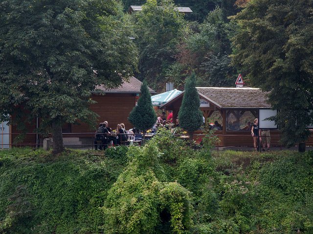 156.jpg